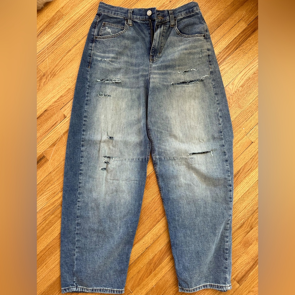 BDG Urban Outfitter Barrel Jeans